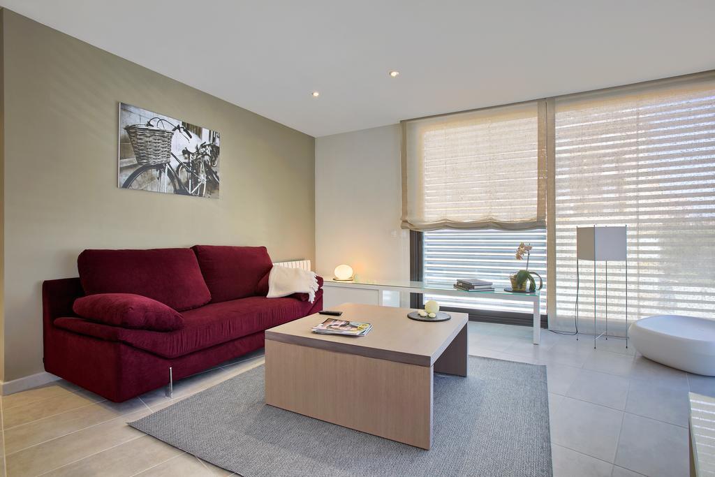 Apartaments Terraza Figueres Figueres  Eksteriør billede