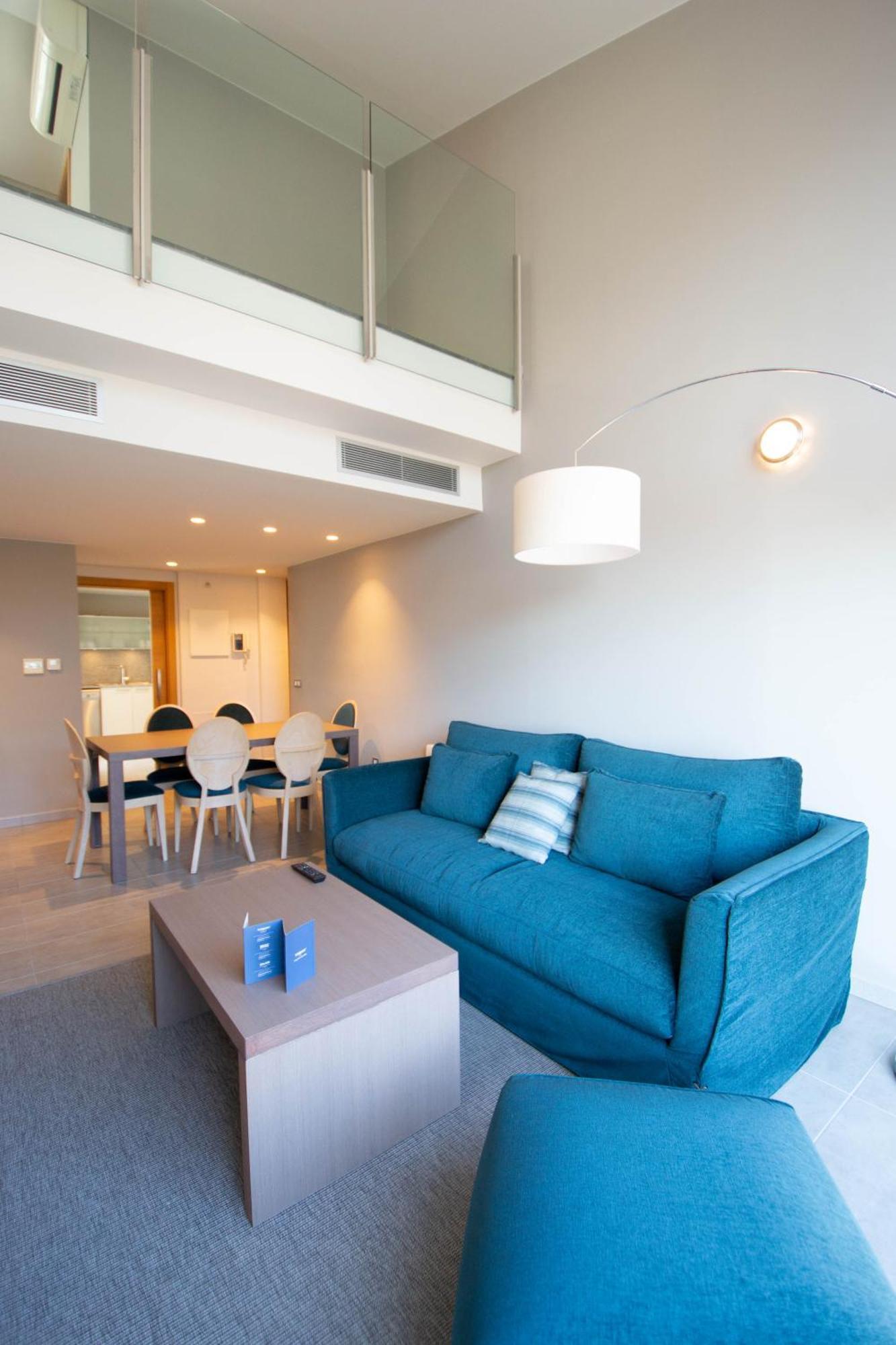 Apartaments Terraza Figueres Figueres  Eksteriør billede