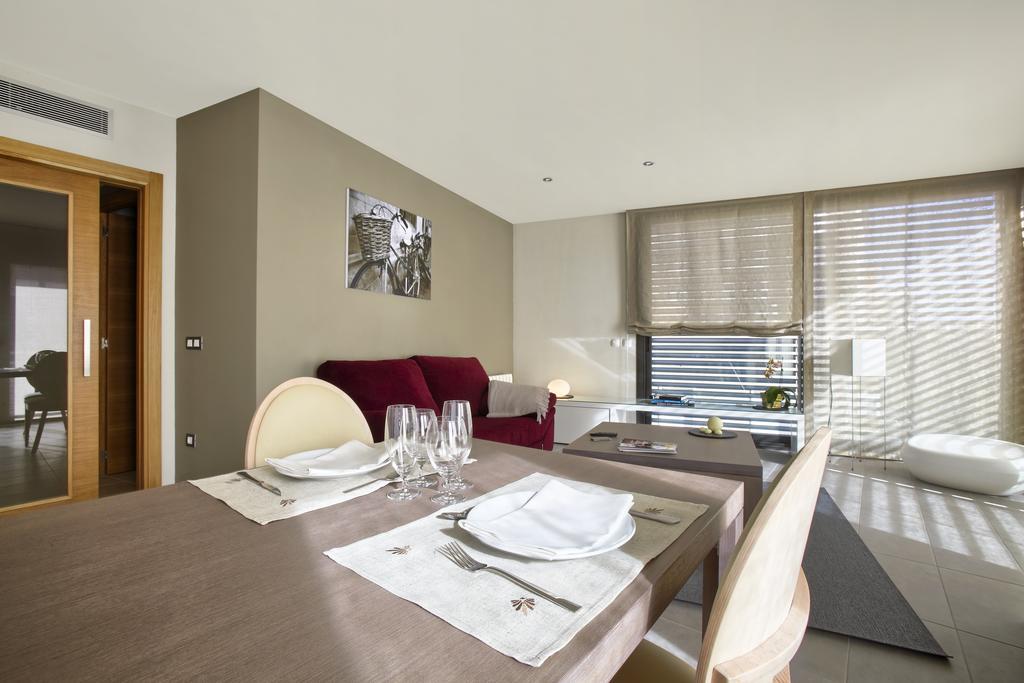 Apartaments Terraza Figueres Figueres  Værelse billede